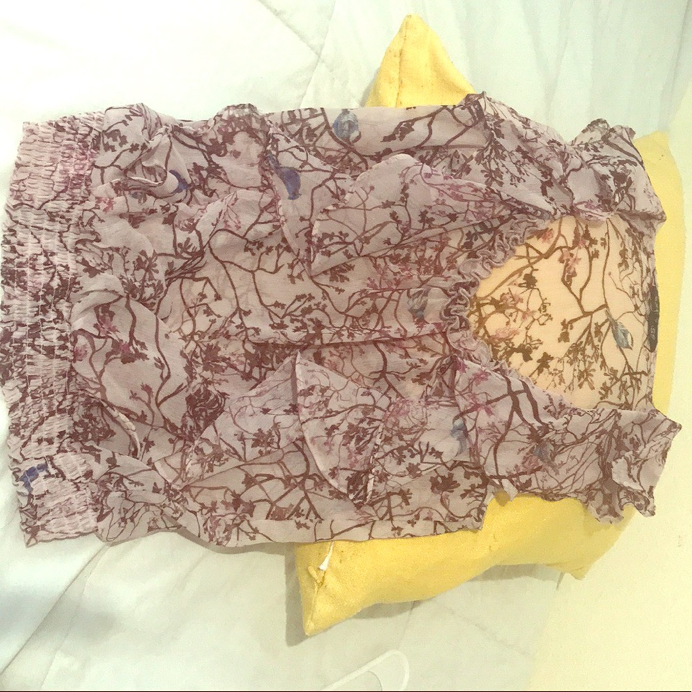 Express ruffle top XS